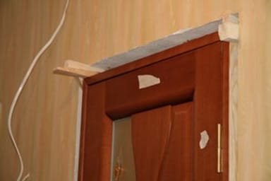 установка двери