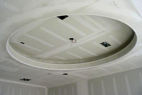 Готовый потолок из гипсокартона